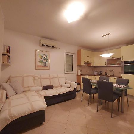 Abbadessa Apartment Kastela Bagian luar foto
