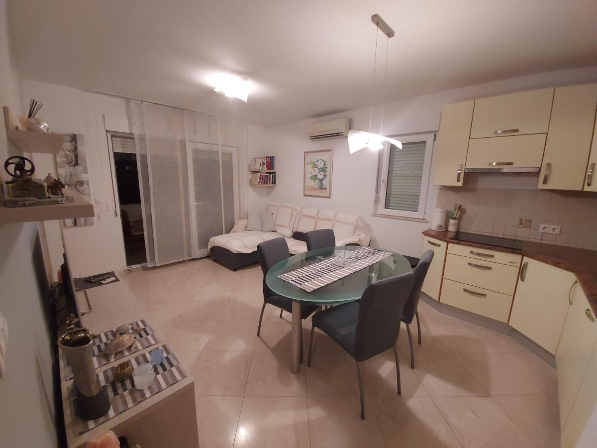 Abbadessa Apartment Kastela Bagian luar foto
